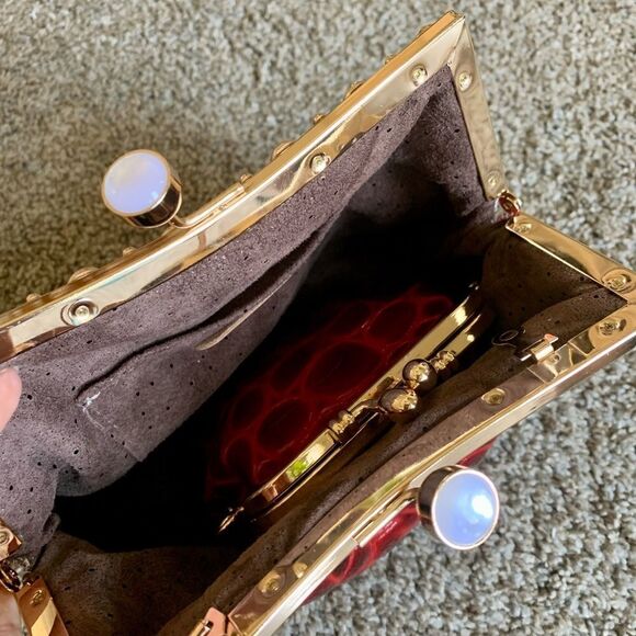 Handmade Genuine Leather Embossed Cobblestone Texture Kisslock Bag & Small Purse - Picture 15 of 16